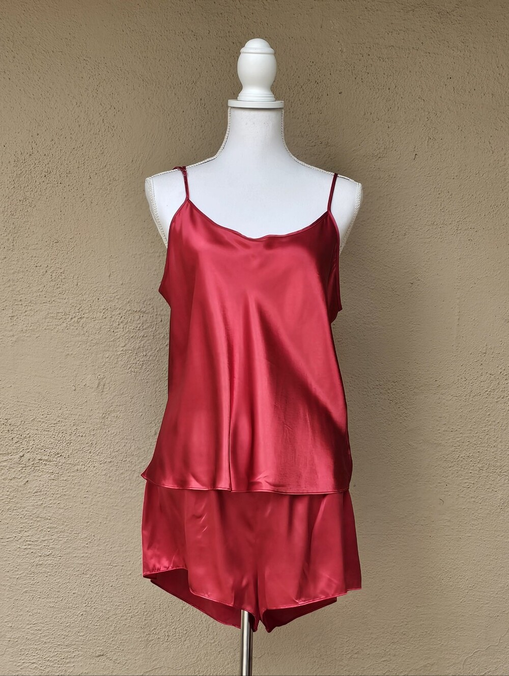 Cinema Exoile Vintage Red Satin Sleep Set Size Medium